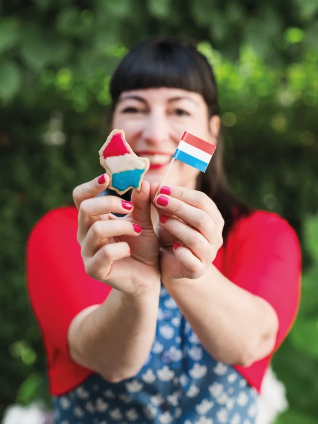 Happy National Day dear Luxembourg 🇱🇺❤️🩵
What a joy to celebrate our little country that brings together so many cultures, languages and people from all over the world — living side by side, embracing difference, and adding richness to everyday life.
May Luxembourg stay as open-hearted, vibrant and welcoming as it is today! ❤️🩵 
.
Photo from my book ‘Baking with Anne’ by the wonderful @dominikamontonenkoivisto 
.
#luxembourg #letzebuerg #nationalfeierdag #igerslux #luxemburg #luxembourglife