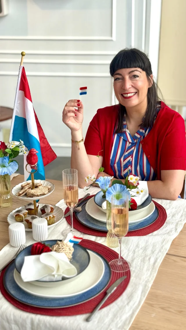 Hello National Day edition of Anne’s Table 👋🏻 – my seasonal table styling series in collaboration with @kichechef !
To celebrate Luxembourg’s big day 🇱🇺, we’ve styled a festive table that brings together elegance, colour and a touch of national pride. Red, white and blue accents, local flair, and thoughtful details – everything you see here is available in store at Kichechef 🛒 ♥️💙
Whether you’re planning a garden get-together, a relaxed dinner or a fun party, a beautifully set table makes the moment even more special.
.
Stay tuned – more seasonal inspiration is coming your way soon!
.
#AnnesTable #Kichechef #TableDecor #Nationalfeierdag #igerslux #luxembourgshopping #luxembourglife #luxembourg #dekoration #nationaldayluxembourg #luxembourg #luxembourglife #collab